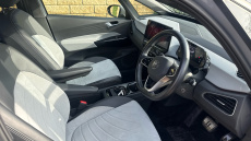 Volkswagen ID.3 150kW Family Pro Performance 58kWh 5dr Auto Electric Hatchback